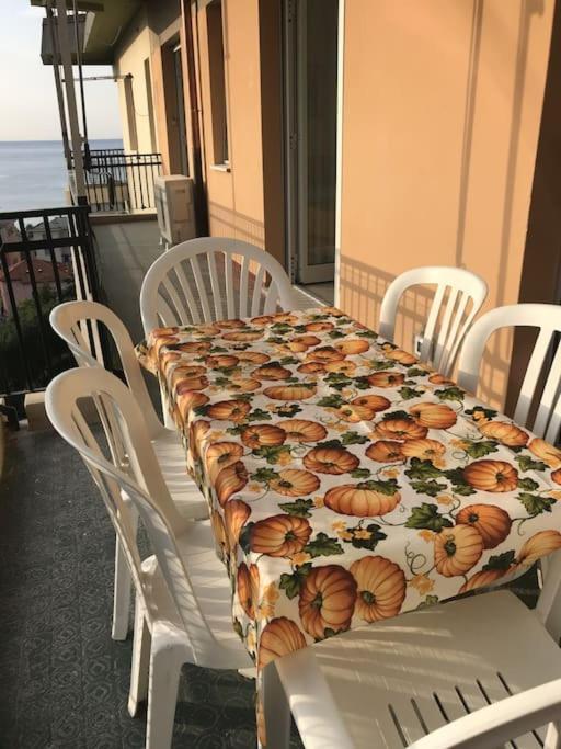 Vista Mare Con Ogni Comfort Varazze Exterior photo